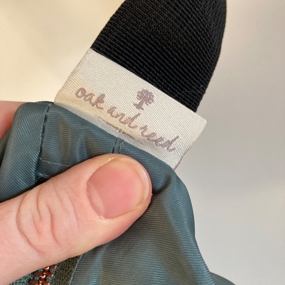 Oak and Reed Olive Canvas Green Fanny Pack - Picture 3 of 6